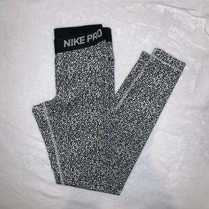 Nike pro leggings
